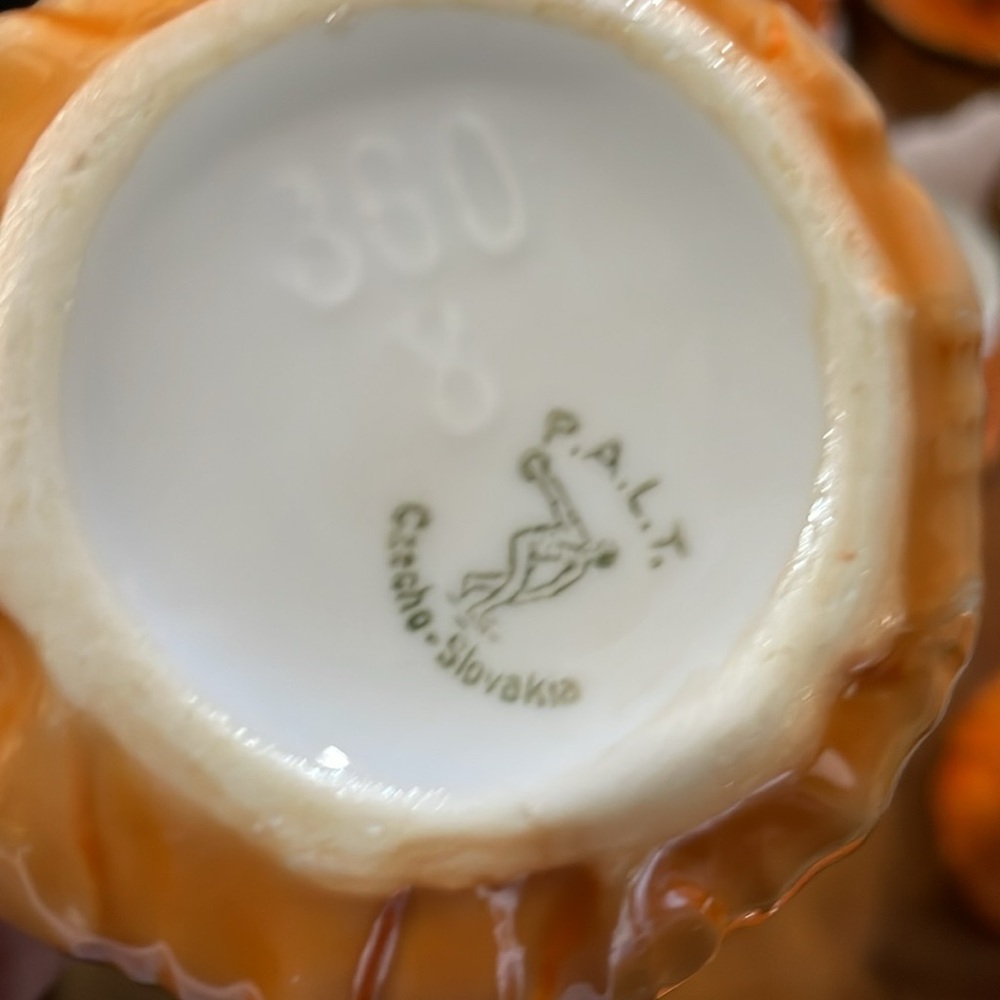 VTG P.A.L.T. Czech Orange Lusterware Tea Set - Picture 13 of 14